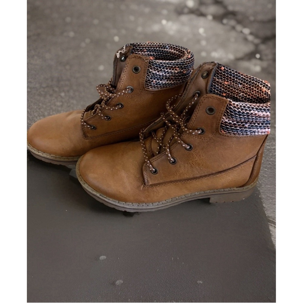 Austin Trading Co. Women's Lace Up Boots Size 7D 157467